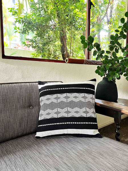 BLACK AND WHITE NAGA CUSHION - BW2