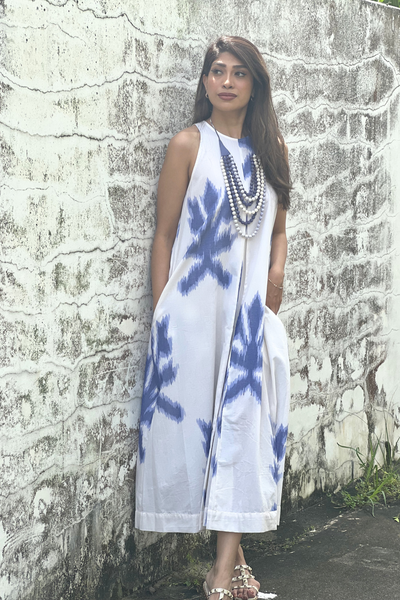 Pandora "Work and Days" Ikat Dress with Ombre Bead Necklace - Ecru and Blue